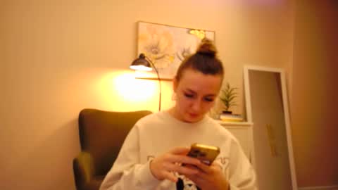 lucky_foryou_baby online show from 18, 12, 2024