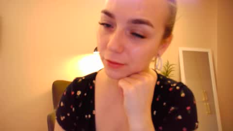 lucky_foryou_baby online show from 22, 1, 2025