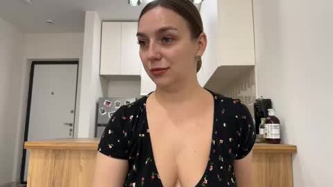 lucky_foryou_baby online show from 27, 10, 2025