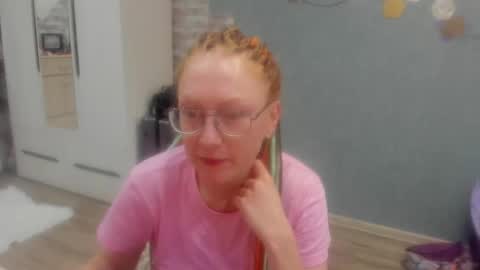 Snapshot of lucky_licky20 chatting on 19, 11, 2025 lucky_licky20 online show from 19, 11, 2025