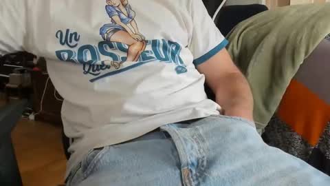 Snapshot of luckydrakex chatting on 23, 4, 2026 Lucky online show from 23, 4, 2026