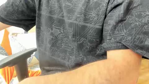 Snapshot of luckydrakex chatting on 2, 5, 2026 Lucky online show from 2, 5, 2026