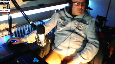        call me  Stefan online show from 25, 12, 2024