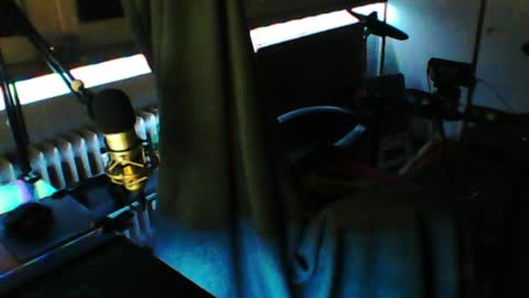 Snapshot of luckyfreak1 chatting on 1, 4, 2026 call me Stefan online show from 1, 4, 2026