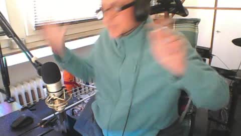 Snapshot of luckyfreak1 chatting on 3, 4, 2026 call me Stefan online show from 3, 4, 2026