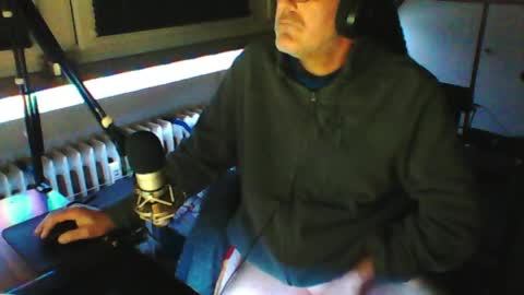 Snapshot of luckyfreak1 chatting on 18, 4, 2026 call me Stefan online show from 18, 4, 2026