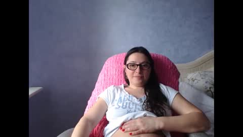 Snapshot of luckylinda23 chatting on 9, 6, 2026 luckylinda23 online show from 9, 6, 2026