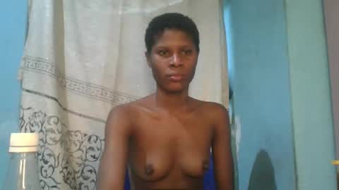 Snapshot of luckymadequeen chatting on 3, 4, 2026 Gloria online show from 3, 4, 2026