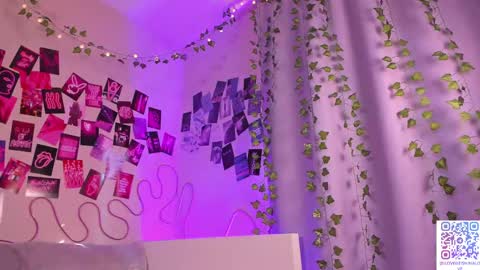 Snapshot of luckysexydoll chatting on 10, 2, 2025 Alisa online show from 10, 2, 2025