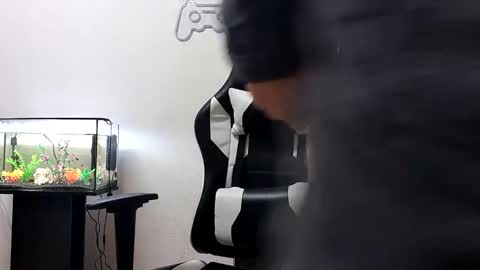 Snapshot of luckyshot91 chatting on 9, 1, 2025 luckyshot91 online show from 9, 1, 2025