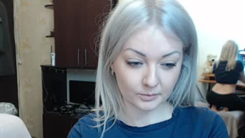 Snapshot of luckyshotgirl chatting on 28, 3, 2026 LuckyShot online show from 28, 3, 2026