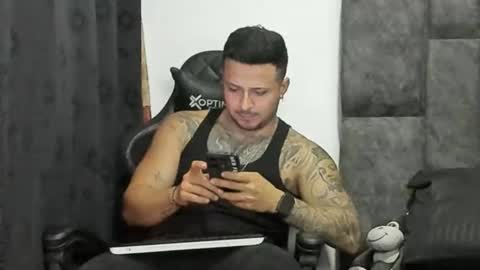 Snapshot of luckysmith12 chatting on 19, 12, 2025 chat with me online show from 19, 12, 2025