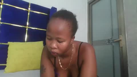 Snapshot of luckyy0001 chatting on 22, 10, 2025 Lopez online show from 22, 10, 2025