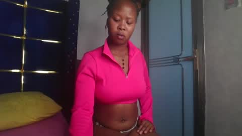 Snapshot of luckyy0001 chatting on 28, 11, 2025 Lopez online show from 28, 11, 2025