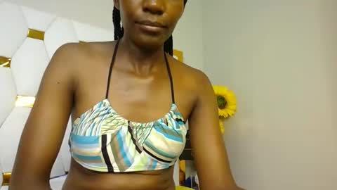 Snapshot of luckyy003 chatting on 7, 3, 2025 brielle online show from 7, 3, 2025