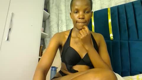 Snapshot of luckyy003 chatting on 14, 9, 2025 brielle online show from 14, 9, 2025