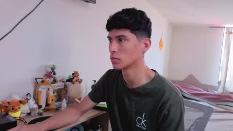 Lu Independent Model online show from 19, 3, 2026