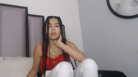 Snapshot of lucy__23 chatting on 16, 12, 2025 online show from 16, 12, 2025