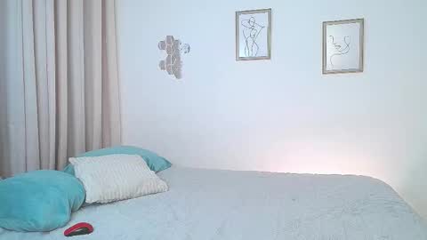 Snapshot of lucy_be chatting on 25, 3, 2026 Lucia online show from 25, 3, 2026