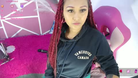 lucy_beatifull online show from 11, 4, 2026