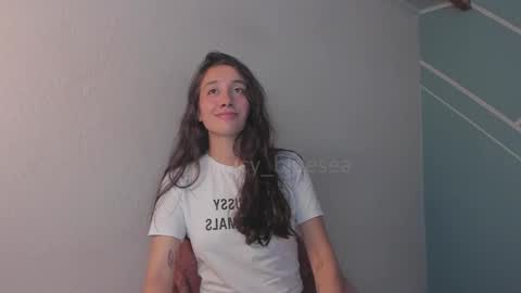 Snapshot of lucy_bluesea chatting on 30, 4, 2026 Lucy Herrera online show from 30, 4, 2026