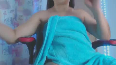 Snapshot of lucy_chanell chatting on 5, 2, 2025 lucy online show from 5, 2, 2025