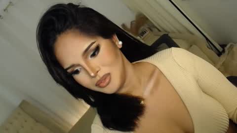 Snapshot of lucy_heartfiliaxxx chatting on 19, 10, 2025 MONA online show from 19, 10, 2025