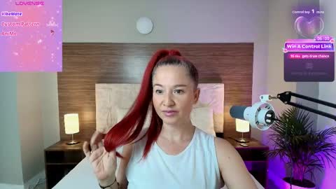 Snapshot of lucy_lulu18 chatting on 10, 4, 2026 LUCY online show from 10, 4, 2026