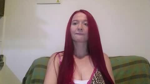 Snapshot of lucy_lulu18 chatting on 19, 4, 2026 LUCY online show from 19, 4, 2026