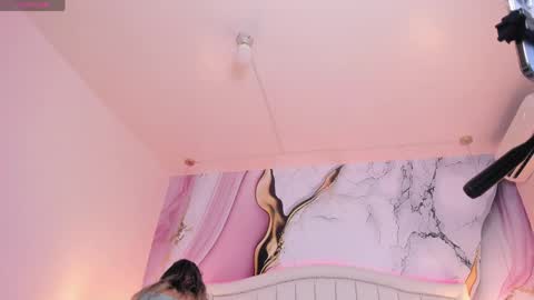 Snapshot of lucy_milf_474 chatting on 23, 4, 2026 Lucy online show from 23, 4, 2026