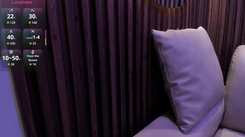 Snapshot of lucy_smith7 chatting on 28, 11, 2025 Sofia online show from 28, 11, 2025