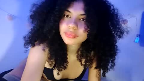 Snapshot of lucybellea chatting on 30, 4, 2026 Lucia online show from 30, 4, 2026