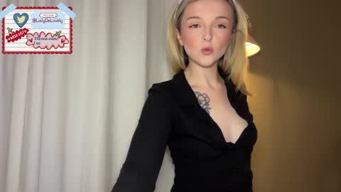 Snapshot of lucydelovely chatting on 21, 4, 2026 Lucy online show from 21, 4, 2026