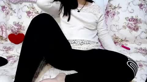 LucyGoldS online show from 15, 12, 2024