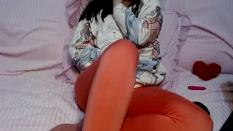 LucyGoldS online show from 28, 1, 2025