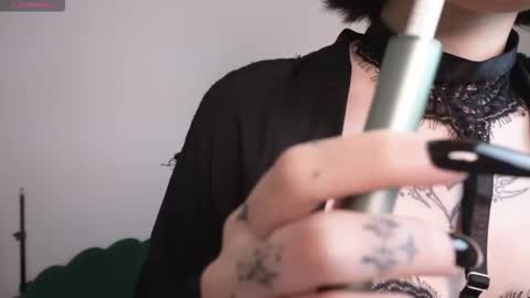 lucykitty_ online show from 15, 12, 2025