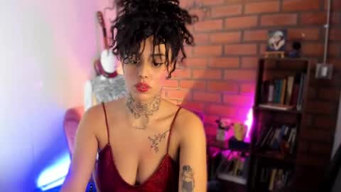 Snapshot of lucyklumm chatting on 8, 12, 2024 MALAMOR online show from 8, 12, 2024