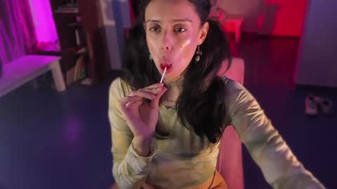 MALAMOR online show from 16, 4, 2026