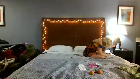 Snapshot of lucyloveslookers78240 chatting on 6, 12, 2024 Lucy Loves Lookers online show from 6, 12, 2024