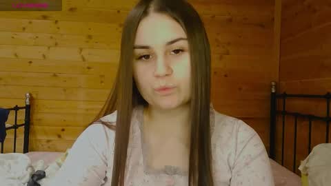 Snapshot of lucymur chatting on 25, 3, 2026 Lucy online show from 25, 3, 2026