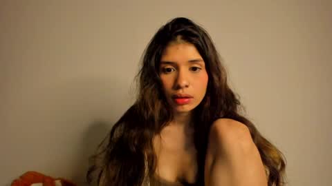 lucyportman online show from 7, 4, 2026