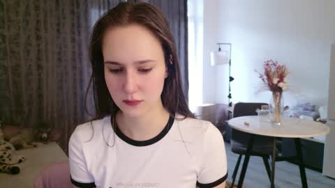 Lucy Rose online show from 4, 4, 2026