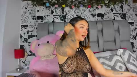 Snapshot of lucyrosse_ chatting on 11, 4, 2026 Lucy online show from 11, 4, 2026