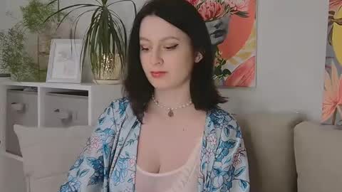 Snapshot of lucyrosy chatting on 15, 2, 2025 Lucy online show from 15, 2, 2025