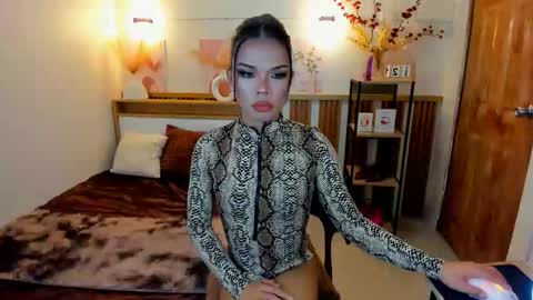 Snapshot of lucyvane chatting on 19, 2, 2026 lucyvane online show from 19, 2, 2026