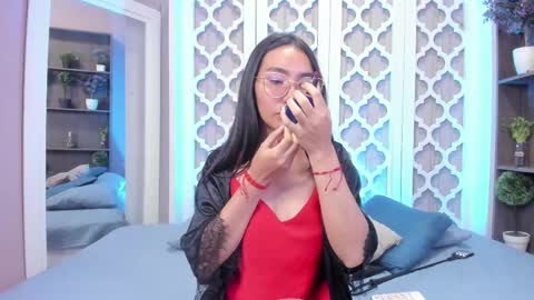 Lucy Liiu online show from 1, 3, 2025