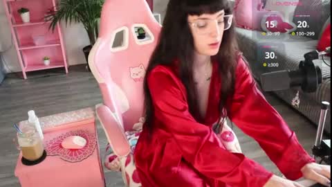 Snapshot of lucyyluvss chatting on 28, 3, 2026 Lucy online show from 28, 3, 2026