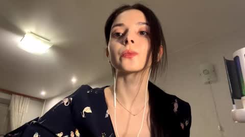 Snapshot of ludivinablice chatting on 16, 3, 2026 Mika online show from 16, 3, 2026