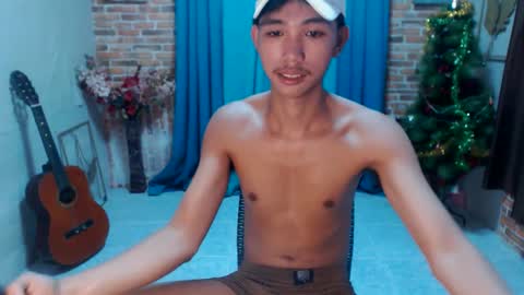 lui_the_fucker online show from 3, 1, 2025