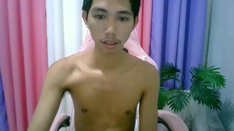 lui_the_fucker online show from 17, 10, 2025